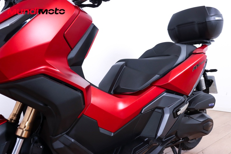 Motorbike image 8