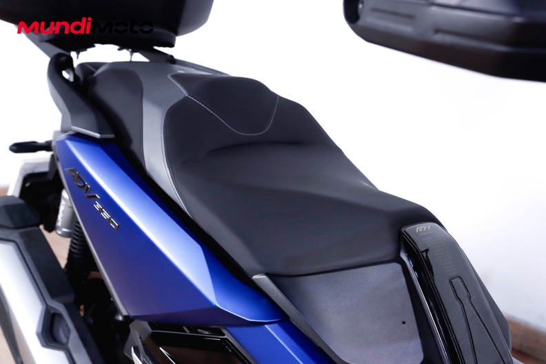 Motorbike image 12