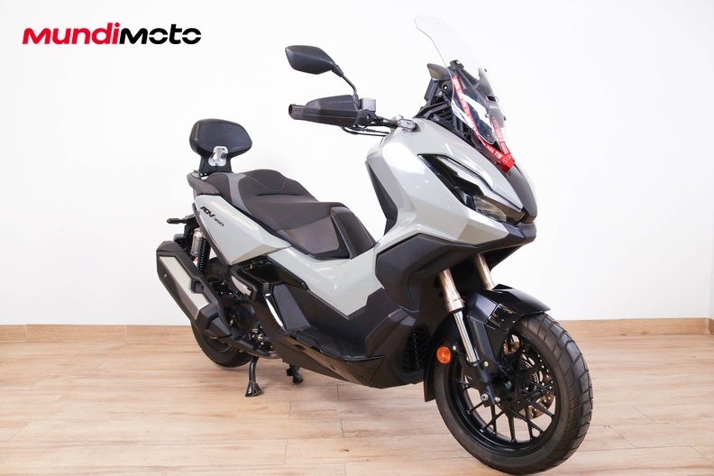 Motorbike image 2