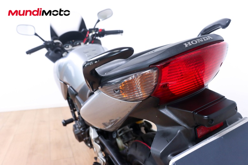 Motorbike image 9