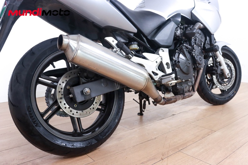 Motorbike image 3