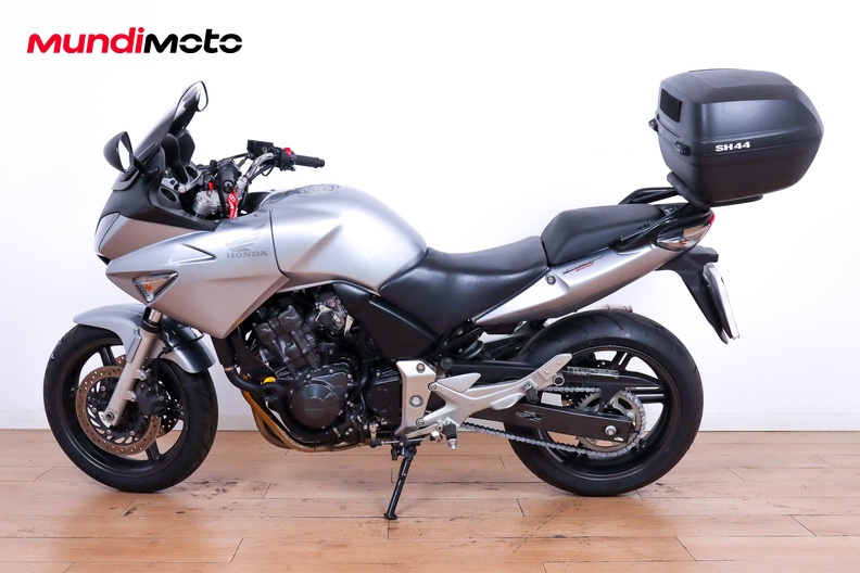 Motorbike image 5