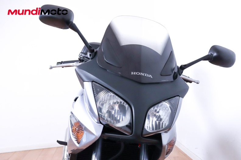 Motorbike image 4