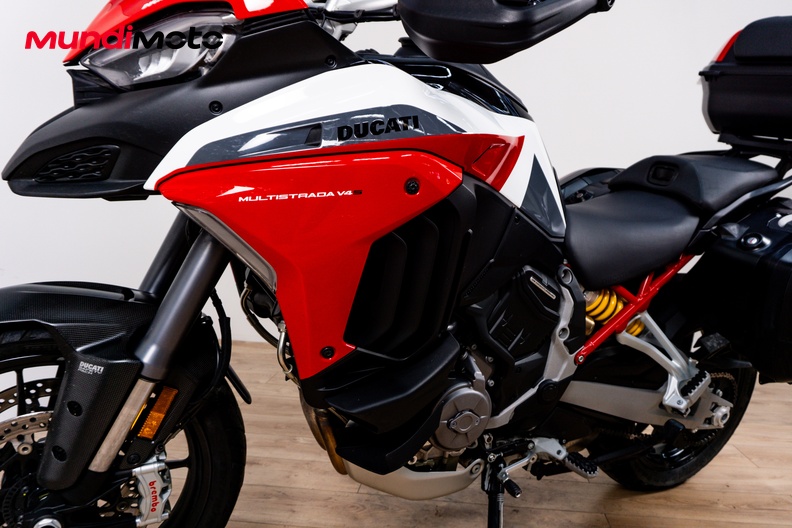 Motorbike image 9