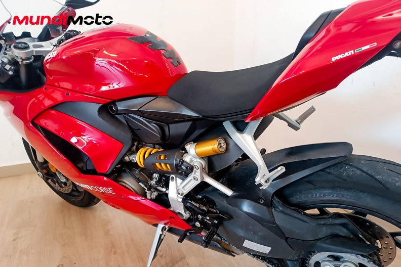 Motorbike image 8