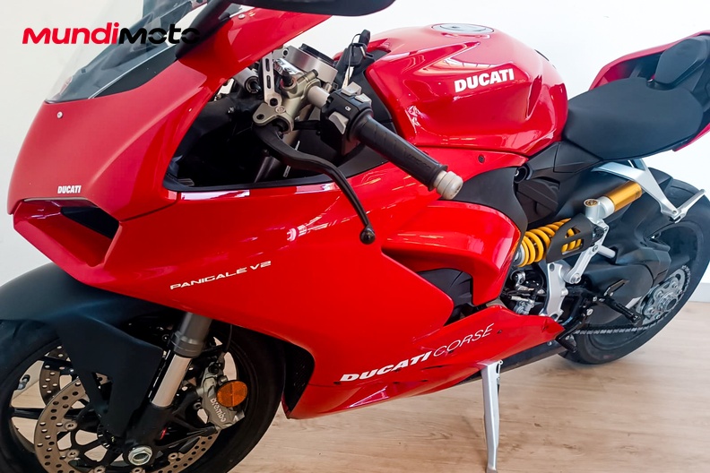 Motorbike image 9