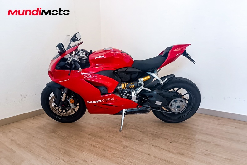 Motorbike image 5