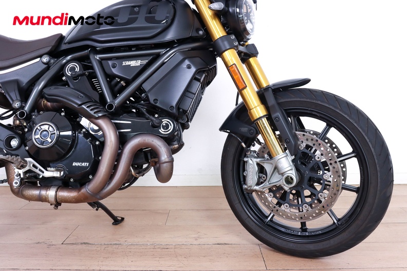 Motorbike image 12