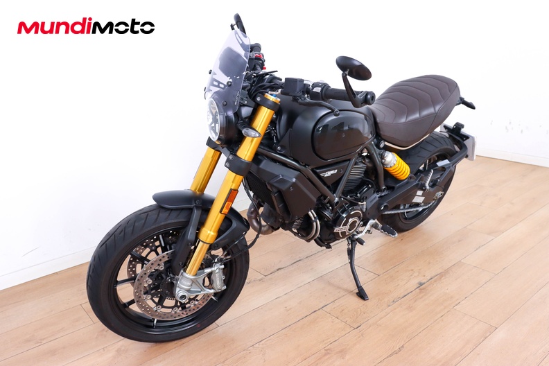Motorbike image 7