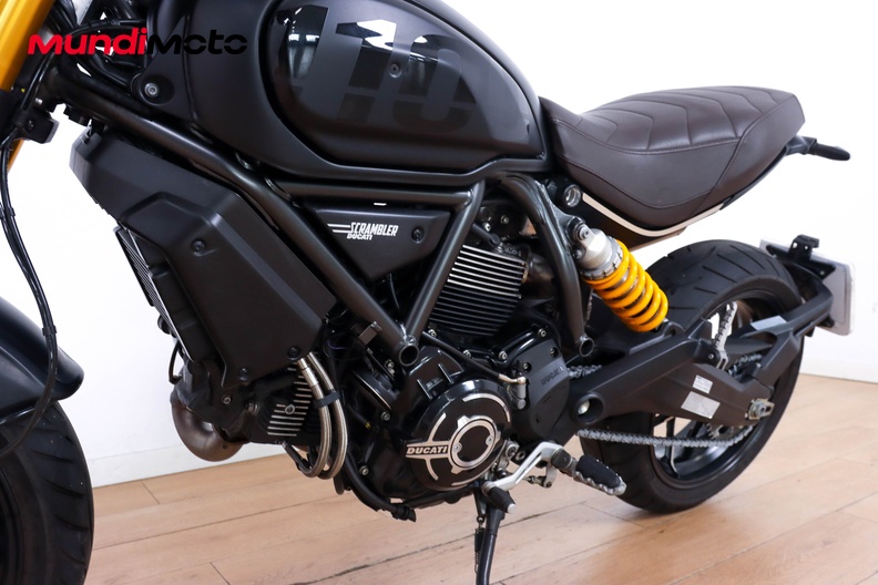 Motorbike image 8