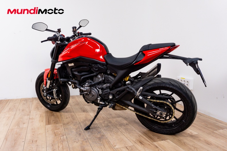 Motorbike image 7