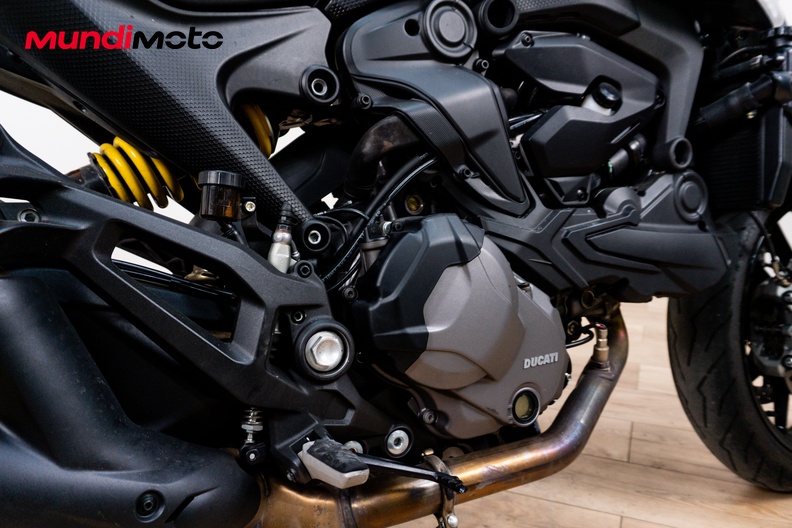 Motorbike image 3
