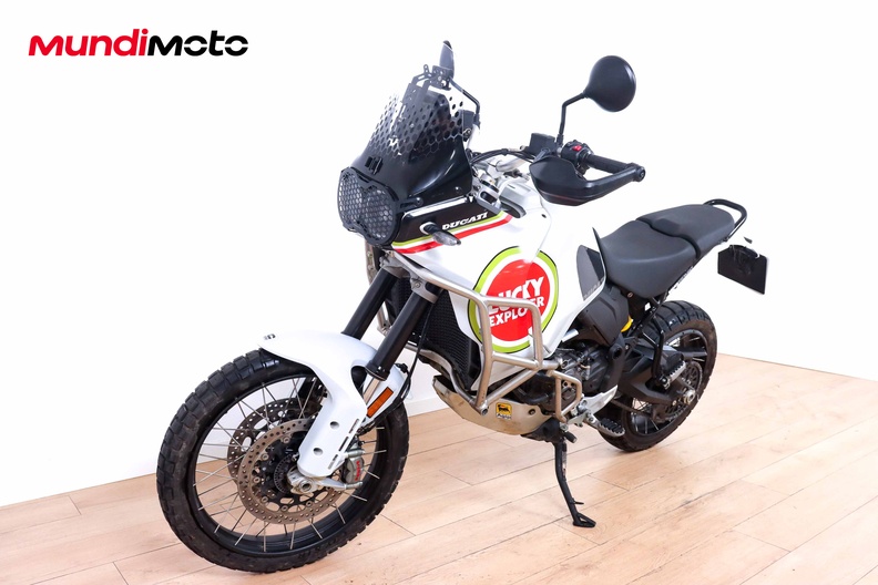 Motorbike image 7