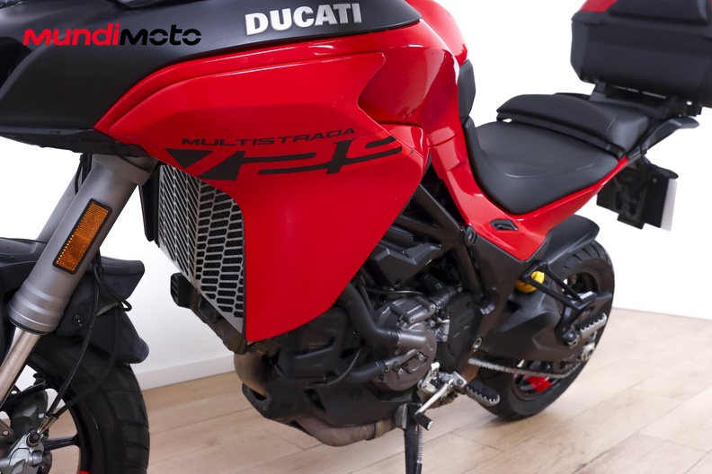 Motorbike image 8