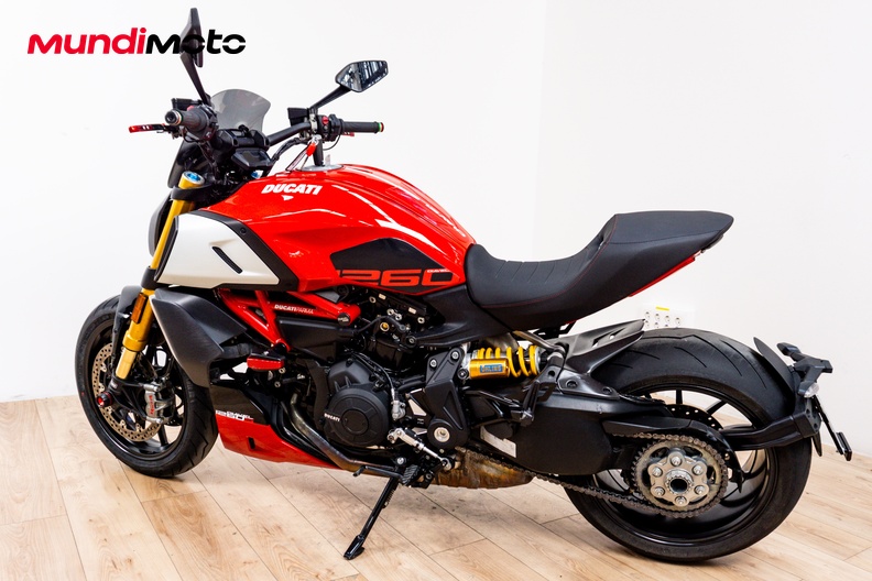 Motorbike image 7