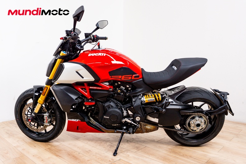 Motorbike image 5