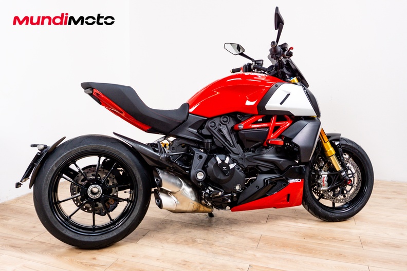 Motorbike image 2