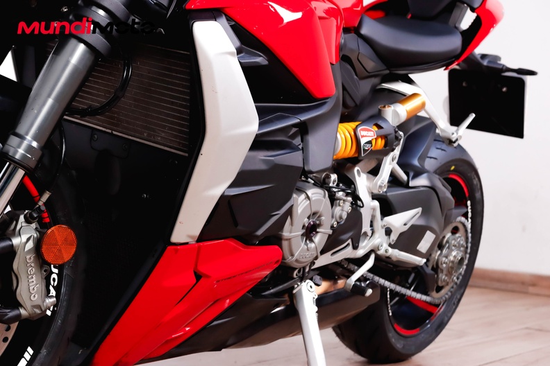 Motorbike image 8