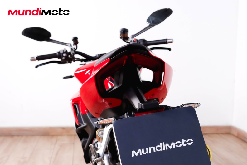 Motorbike image 9