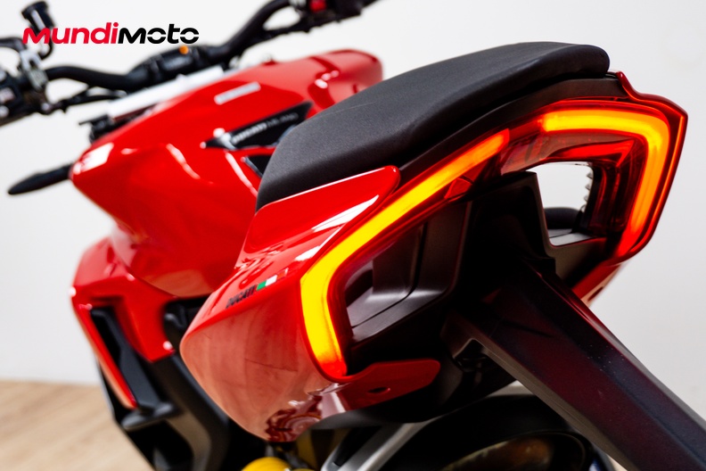 Motorbike image 15