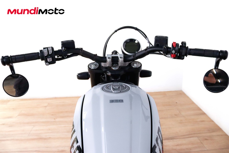 Motorbike image 10