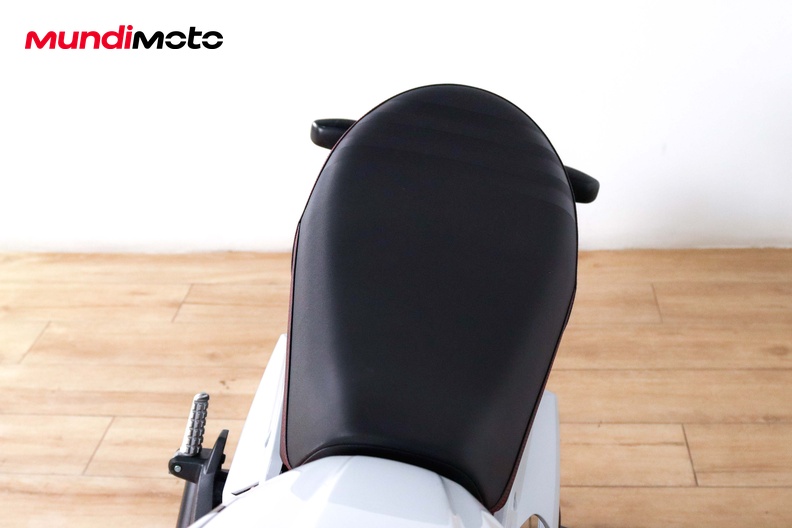 Motorbike image 13