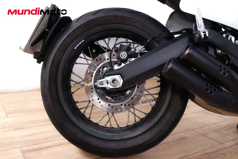 Motorbike image 3