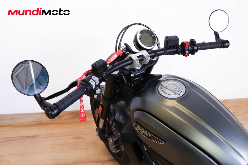 Motorbike image 10
