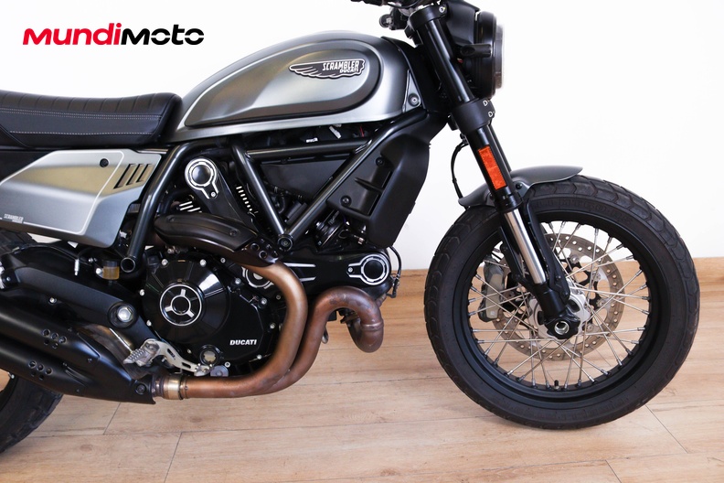 Motorbike image 12
