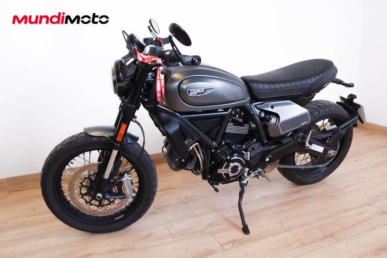 Motorbike image 6