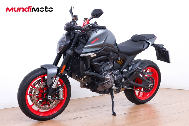 Motorbike image 7