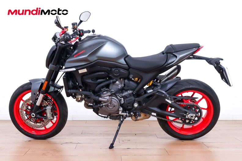 Motorbike image 5