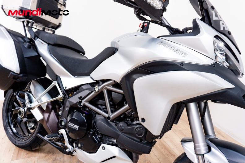 Motorbike image 4