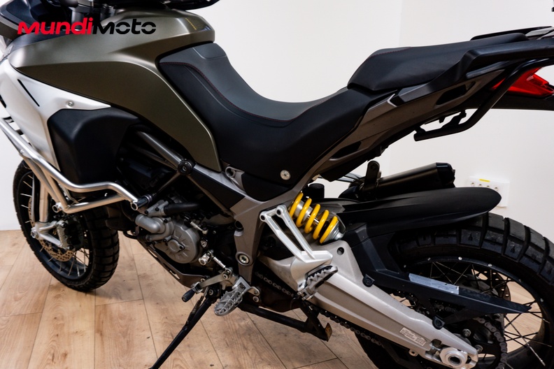 Motorbike image 8
