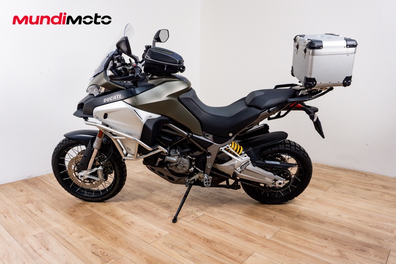Motorbike image 5