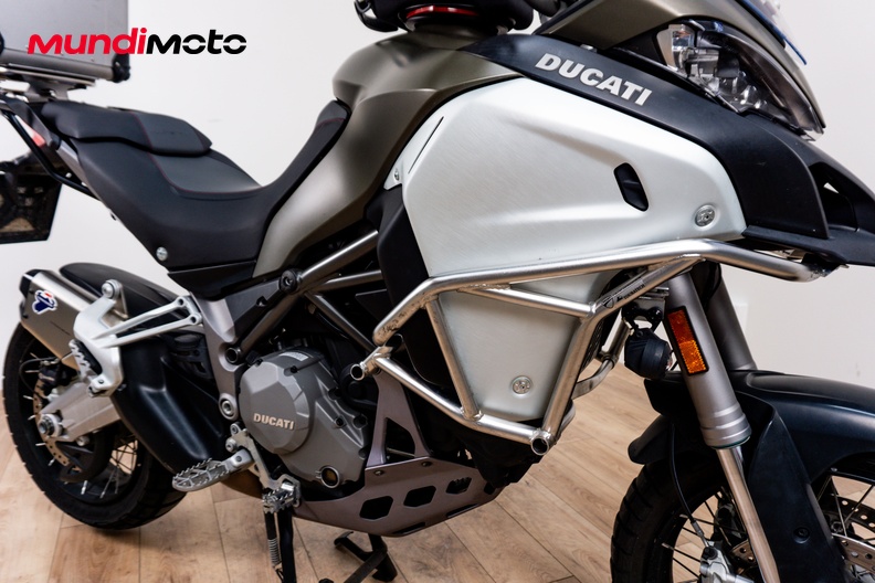 Motorbike image 4