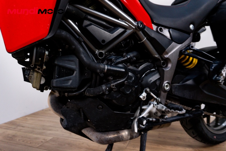 Motorbike image 9
