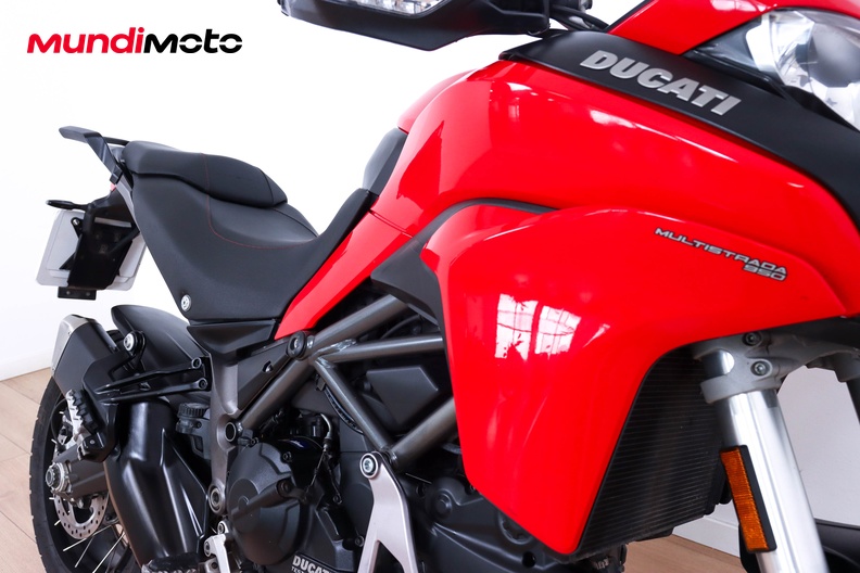 Motorbike image 12