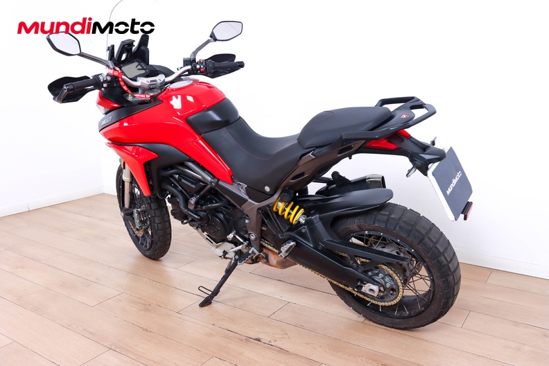 Motorbike image 6