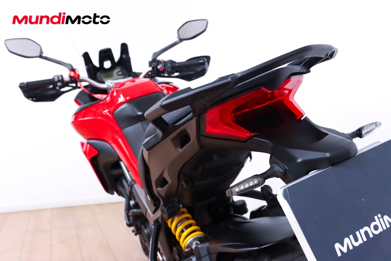 Motorbike image 9