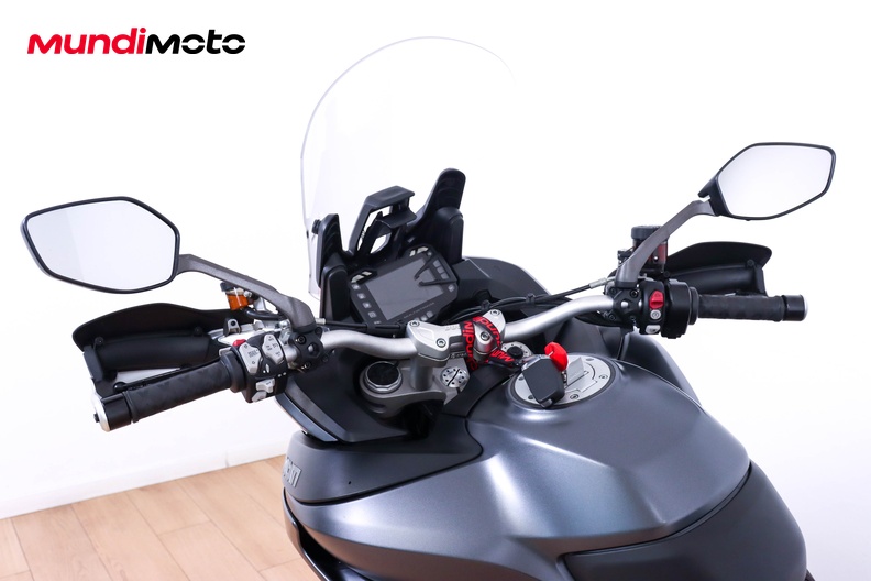 Motorbike image 10