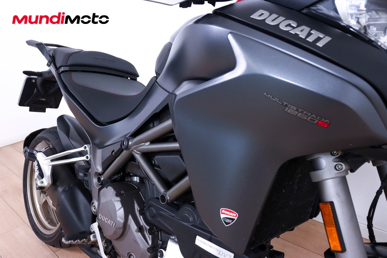 Motorbike image 12