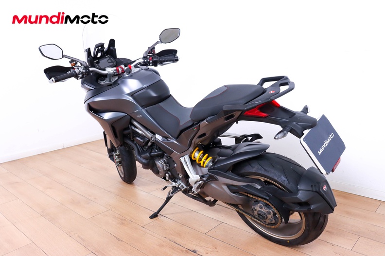 Motorbike image 6