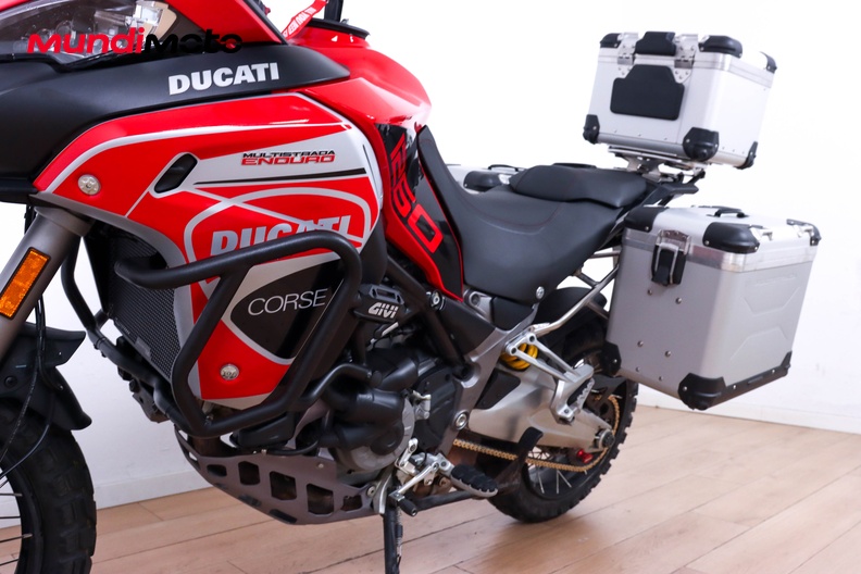 Motorbike image 8
