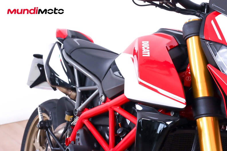 Motorbike image 12
