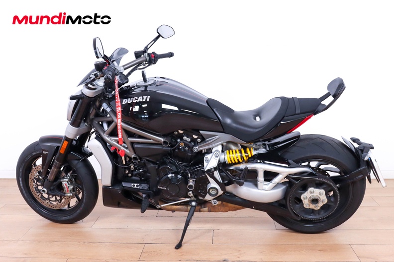 Motorbike image 5