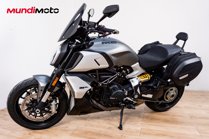 Motorbike image 6