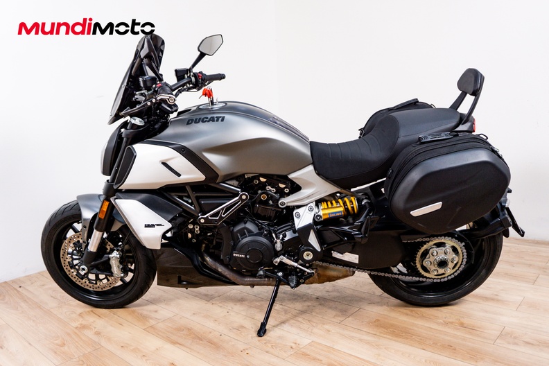 Motorbike image 5