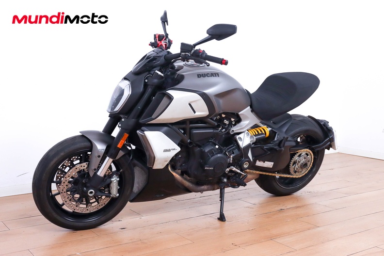 Motorbike image 7