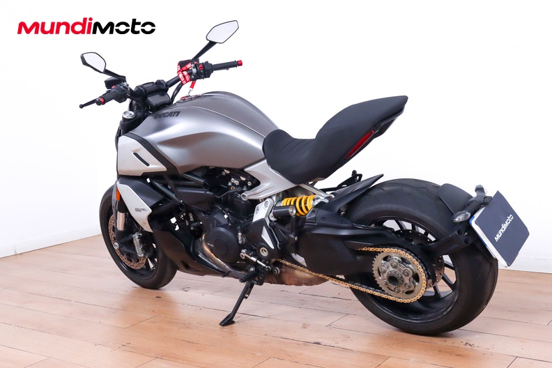Motorbike image 6